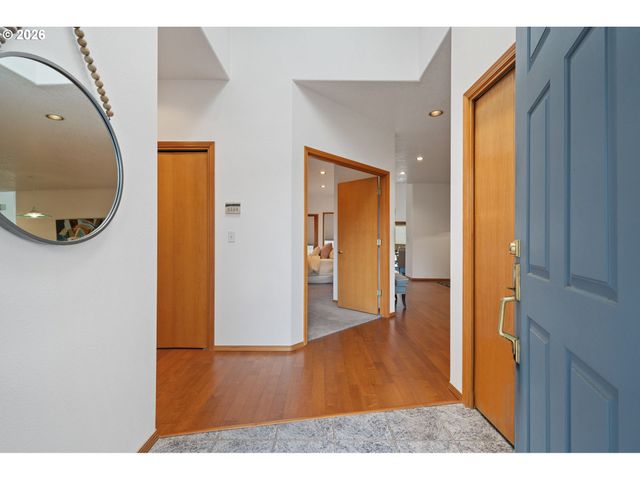 1909 Ne 156TH Ave, Portland, OR 97230