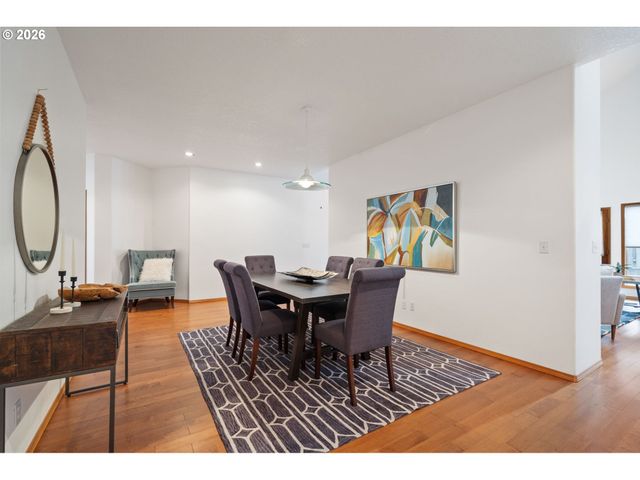 1909 Ne 156TH Ave, Portland, OR 97230