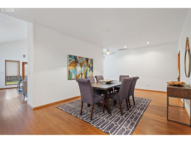 1909 Ne 156TH Ave, Portland, OR 97230