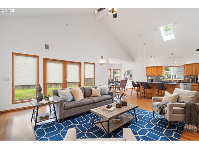 1909 Ne 156TH Ave, Portland, OR 97230