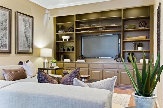 6220 Bentwood Trail 1805, Dallas, TX 75252