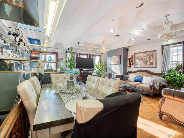 1392 Commonwealth Avenue, Bronx, NY 10472