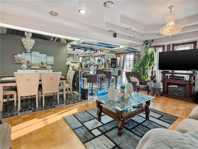 1392 Commonwealth Avenue, Bronx, NY 10472