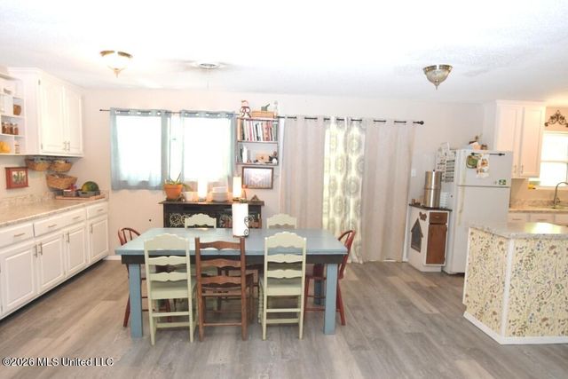 725 Shinault Road, Byhalia, MS 38611