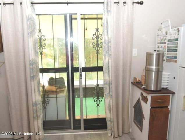 725 Shinault Road, Byhalia, MS 38611
