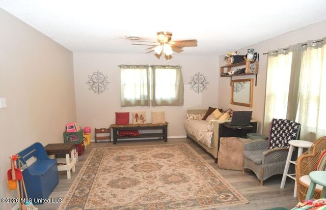 725 Shinault Road, Byhalia, MS 38611