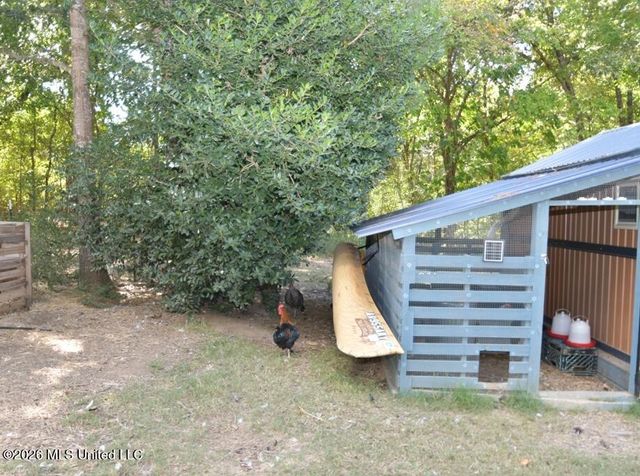 725 Shinault Road, Byhalia, MS 38611