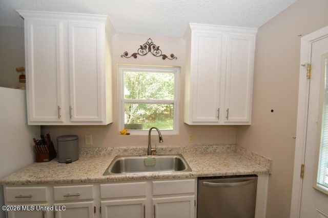 725 Shinault Road, Byhalia, MS 38611