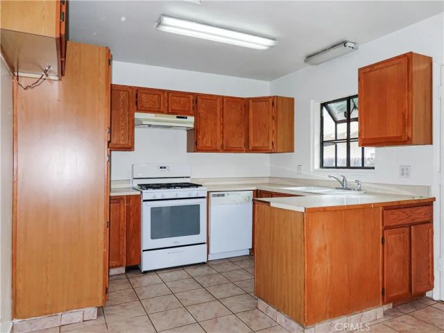 6688 Montclair Drive, Riverside, CA 92504