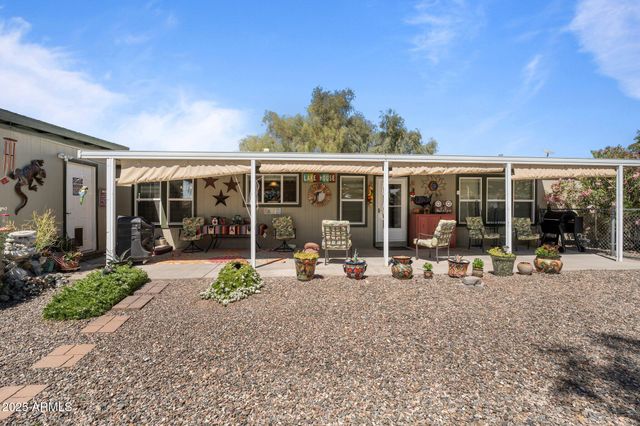 39899 WYOMING Way, Salome, AZ 85348