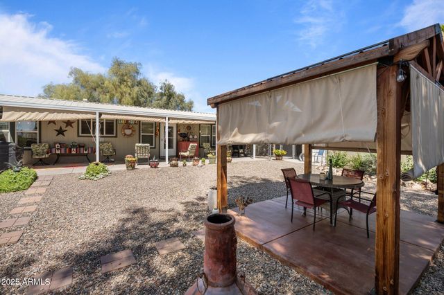 39899 WYOMING Way, Salome, AZ 85348