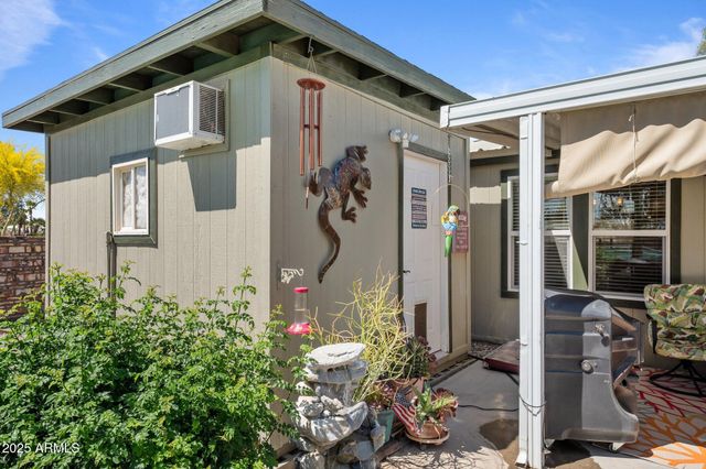 39899 WYOMING Way, Salome, AZ 85348