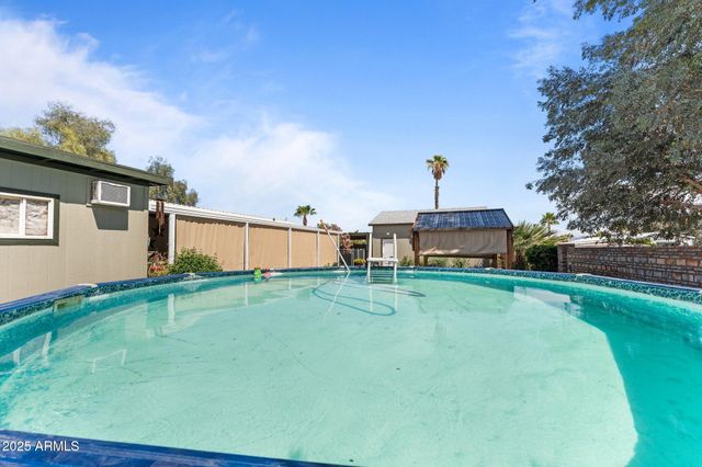 39899 WYOMING Way, Salome, AZ 85348