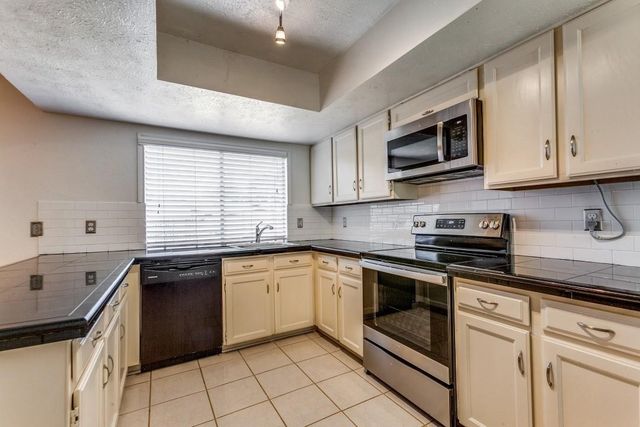 1919 J J Pearce Drive, Richardson, TX 75081