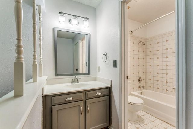 1919 J J Pearce Drive, Richardson, TX 75081