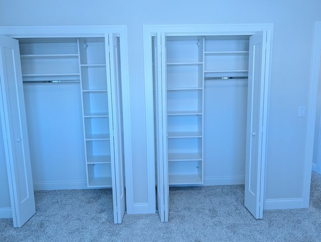 564 Adele Street, Elmhurst, IL 60126