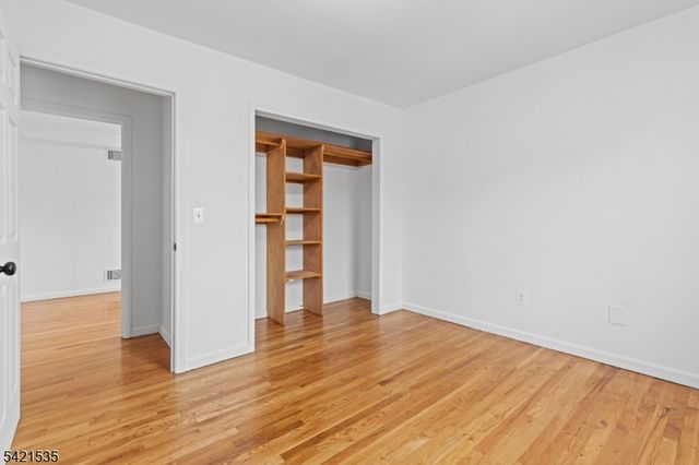 401 Bergenline Ave, Union City, NJ 07087