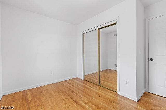 401 Bergenline Ave, Union City, NJ 07087