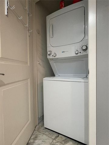 1350 MAIN STREET 302, Sarasota, FL 34236