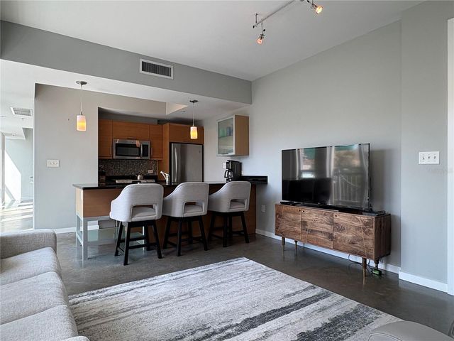 1350 MAIN STREET 302, Sarasota, FL 34236