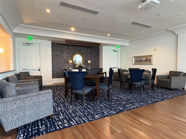 1350 MAIN STREET 302, Sarasota, FL 34236