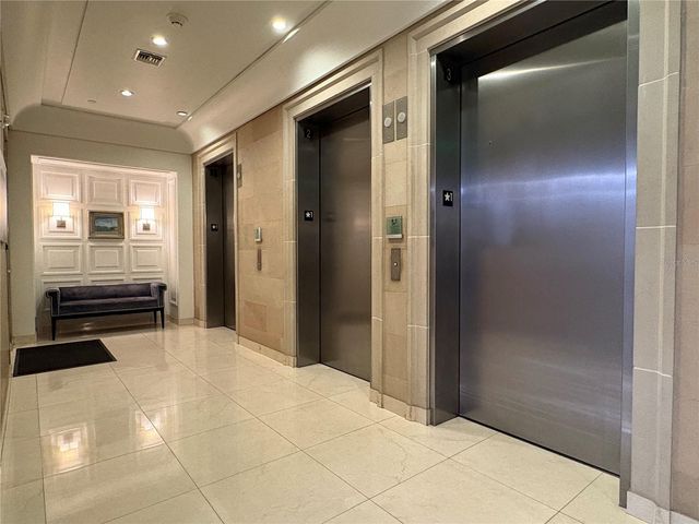 1350 MAIN STREET 302, Sarasota, FL 34236