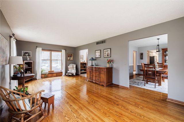 24 Brookshire Lane, Penfield, NY 14526