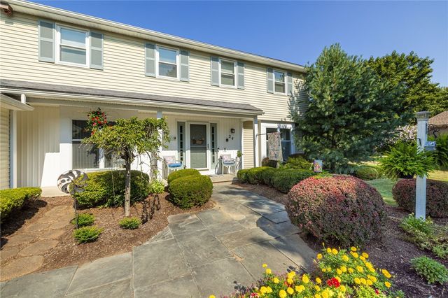 24 Brookshire Lane, Penfield, NY 14526