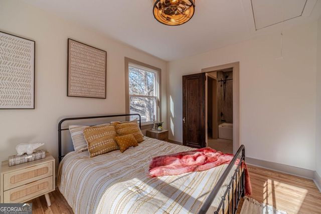 1883 Cambridge Avenue, College Park, GA 30337