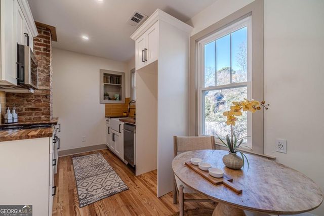 1883 Cambridge Avenue, College Park, GA 30337