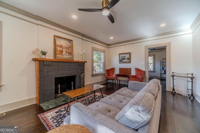 1883 Cambridge Avenue, College Park, GA 30337