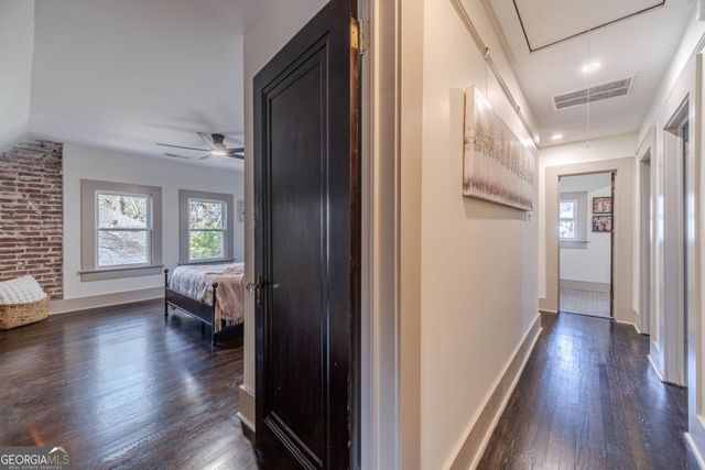 1883 Cambridge Avenue, College Park, GA 30337