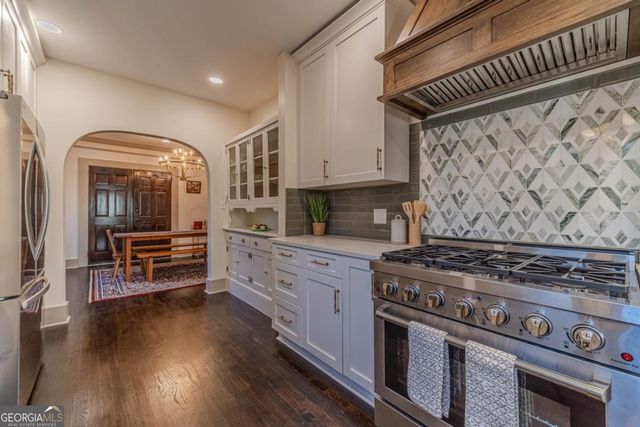 1883 Cambridge Avenue, College Park, GA 30337