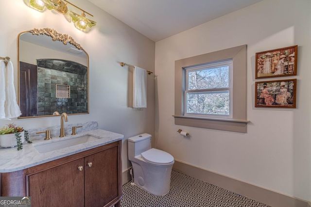 1883 Cambridge Avenue, College Park, GA 30337