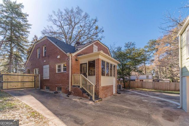 1883 Cambridge Avenue, College Park, GA 30337