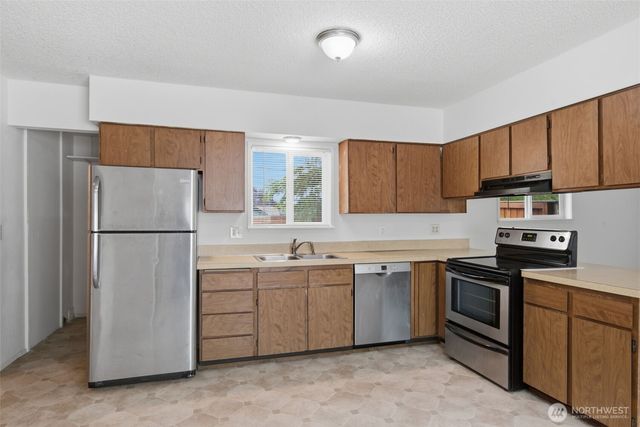5156 S Cushman Avenue, Tacoma, WA 98408