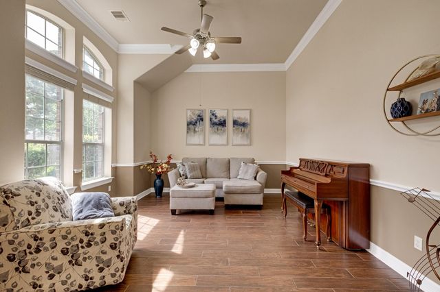 440 Old Orchard Court, Dickinson, TX 77539