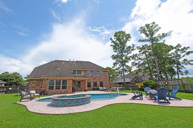440 Old Orchard Court, Dickinson, TX 77539