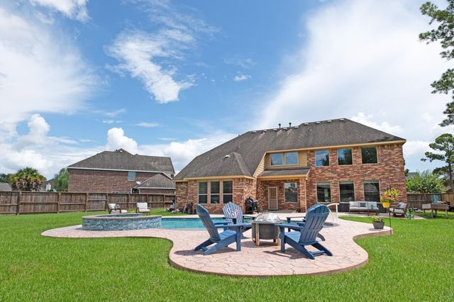 440 Old Orchard Court, Dickinson, TX 77539