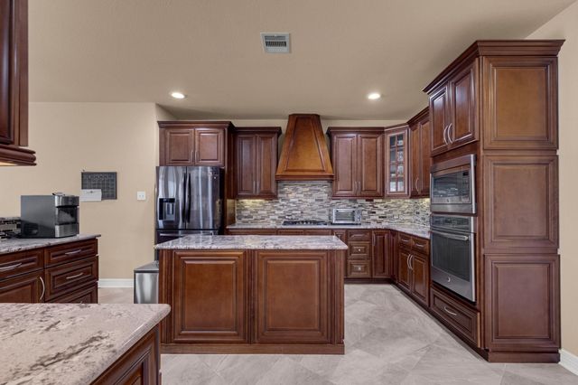 440 Old Orchard Court, Dickinson, TX 77539