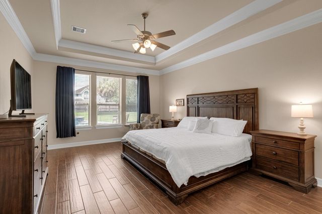 440 Old Orchard Court, Dickinson, TX 77539