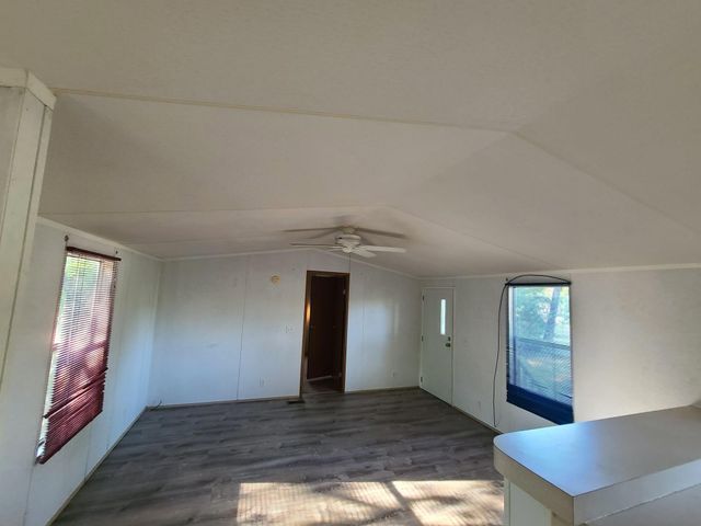 190 Michaels Lane, Huntsville, TX 77320