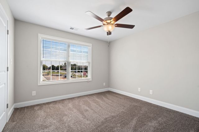 841 Professional Park Dr Unit 503, Clarksville, TN 37040