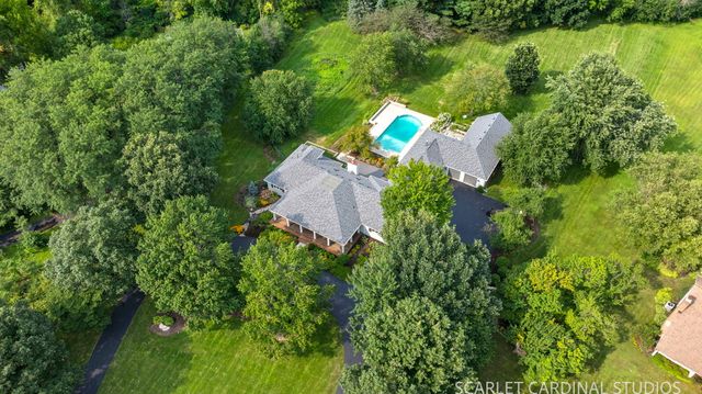 38W064 Tanglewood Drive, Batavia, IL 60510