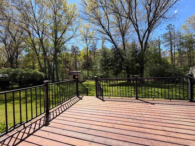 30084 Cobus Lake Drive, Elkhart, IN 46514