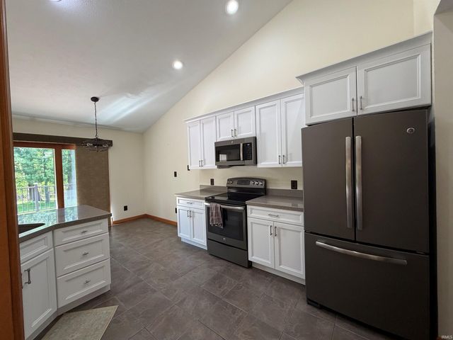 30084 Cobus Lake Drive, Elkhart, IN 46514