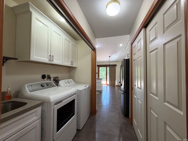 30084 Cobus Lake Drive, Elkhart, IN 46514