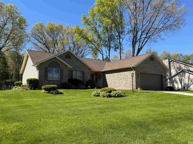 30084 Cobus Lake Drive, Elkhart, IN 46514