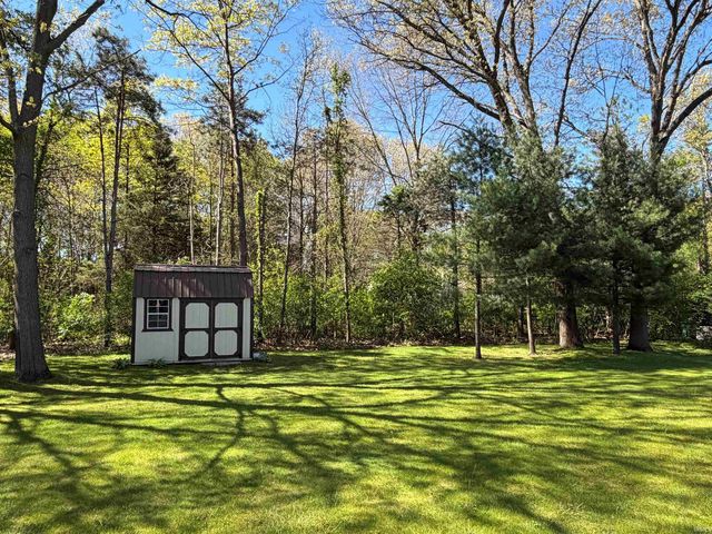 30084 Cobus Lake Drive, Elkhart, IN 46514