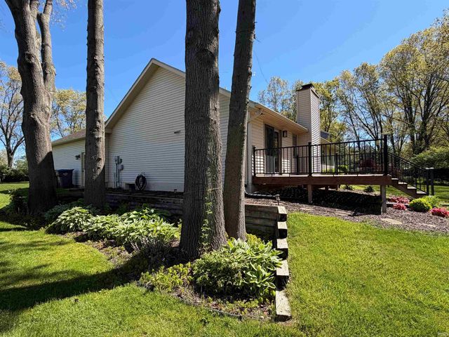 30084 Cobus Lake Drive, Elkhart, IN 46514